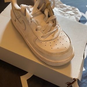 Toddler sneakers